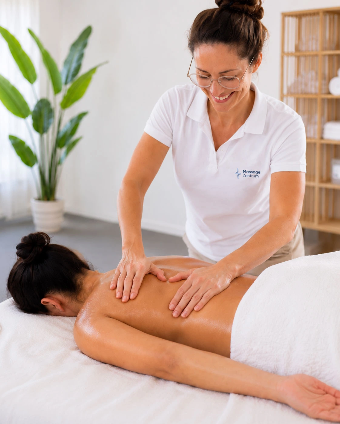 Therapeutische Massage im Massage Zentrum Altstetten am Brunaupark